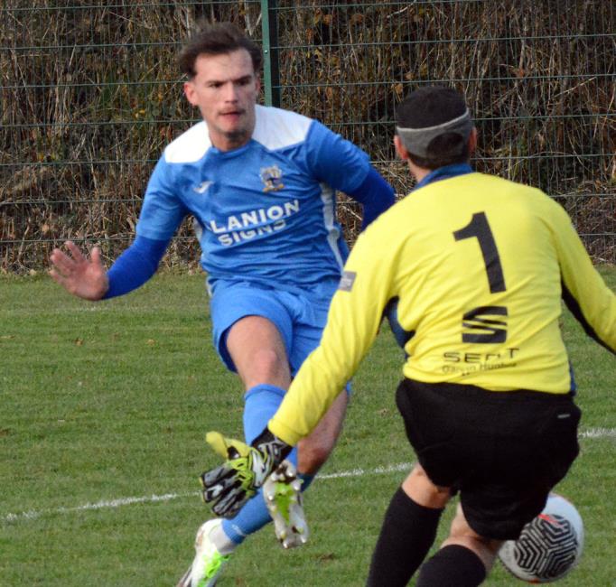 Dylan Davies scores for Monkton Swifts at Neyland. Picture Gordon Thomas
